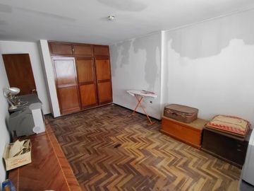 Propiedad en Venta en Urb. San Isidro Calle Jacintos Ica
