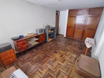Propiedad en Venta en Urb. San Isidro Calle Jacintos Ica