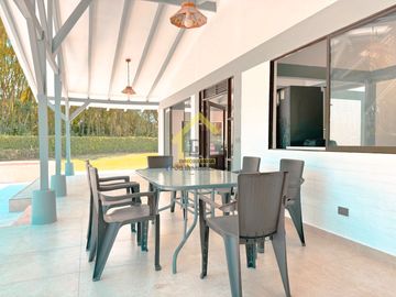 SE VENDE CASA CAMPESTRE CERCA A MANIZALES