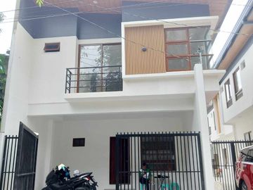 TOWNHOUSE WITH 400K LOW DOWNPAYMENT TO MOVE IN!!!