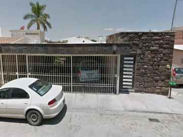 PRECIOSA CASA EN VENTA