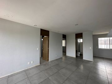 PH en Venta en exclusiva Torre, cerca de ITESO