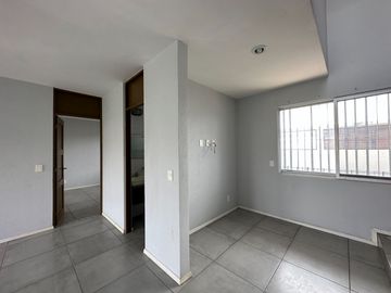 PH en Venta en exclusiva Torre, cerca de ITESO