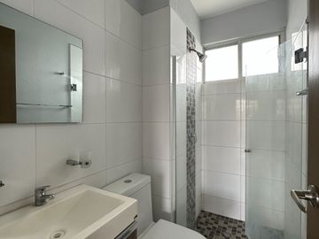 PH en Venta en exclusiva Torre, cerca de ITESO