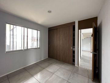 PH en Venta en exclusiva Torre, cerca de ITESO