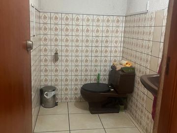 VENDO AMPLIA CASA EN CEDROS DE VILLA , CHORRILOS