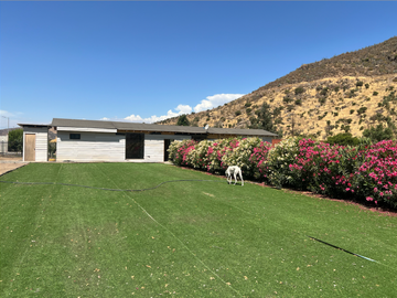 HERMOSA CASA EN PARCELA