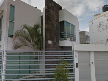PRECIOSA CASA EN VENTA