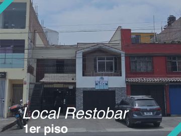 CASA 3 PISOS EN VENTA 174 M2 AV. SANTA ROSA - SANTA ANITA