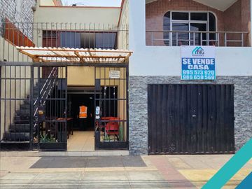 CASA 3 PISOS EN VENTA 174 M2 AV. SANTA ROSA - SANTA ANITA
