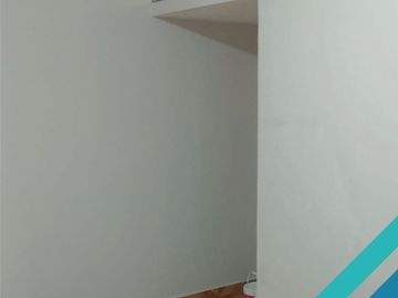 CASA 3 PISOS EN VENTA 174 M2 AV. SANTA ROSA - SANTA ANITA