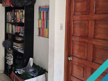 CASA 3 PISOS EN VENTA 174 M2 AV. SANTA ROSA - SANTA ANITA