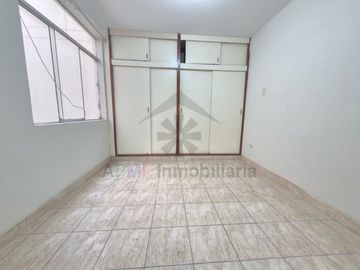 VENTA DE DEPARTAMENTO EN SEGUNDO PISO EN URB. SANTA VICTORIA DE CHICLAYO