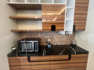 Disewakan Rumah Fully Furnished di Serenia Hills Cluster Regent, Jaksel Rp225 Jt/Thn (Nego)