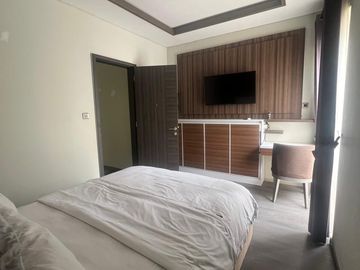 Disewakan Rumah Fully Furnished di Serenia Hills Jaksel Rp225 Jt/Thn (Nego)
