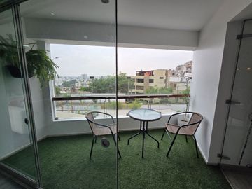 🔹 SE ALQUILA EXCLUSIVO DEPARTAMENTO AMOBLADO EN LAS CASUARINAS – SURCO 🔹