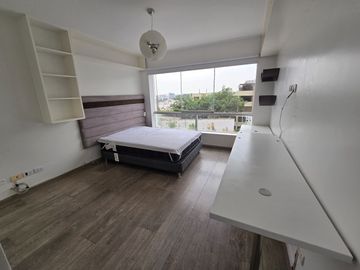 🔹 SE ALQUILA EXCLUSIVO DEPARTAMENTO AMOBLADO EN LAS CASUARINAS – SURCO 🔹