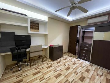 Venta de Casa Reserva Cumbres, Seccion Bosques, Monterrey. N.L.