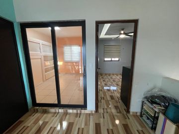Venta de Casa Reserva Cumbres, Seccion Bosques, Monterrey. N.L.