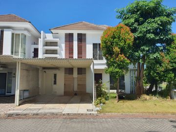 Rumah dijual Eastcoast Park Pakuwon City STRATEGIS SURABAYA
