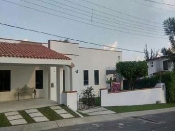 ¡Bonita casa en MORELOS!