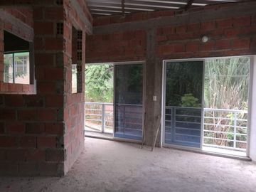 VENTA DE APARTAMENTO EN MELGAR EN OBRA GRIS