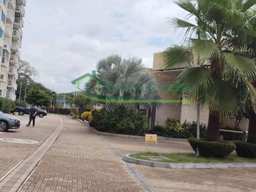 Vendemos hermoso apartamento esquinero y amoblado en Ricaurte.