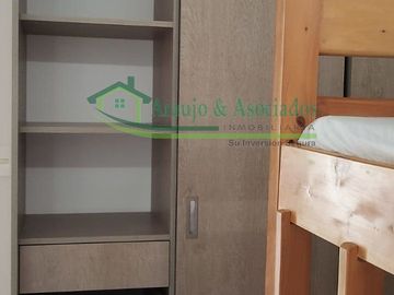 Vendemos hermoso apartamento esquinero y amoblado en Ricaurte.