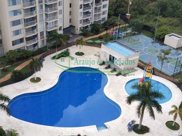Vendemos hermoso apartamento esquinero y amoblado en Ricaurte.