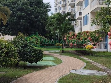 Vendemos hermoso apartamento esquinero y amoblado en Ricaurte.