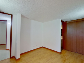 SE VENDE ESPECTACULAR APARTAMENTO MADRID HACIENDA CASA BLANCA EL RODEO