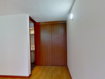 SE VENDE ESPECTACULAR APARTAMENTO MADRID HACIENDA CASA BLANCA EL RODEO