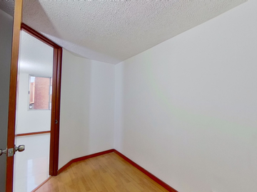 SE VENDE ESPECTACULAR APARTAMENTO MADRID HACIENDA CASA BLANCA EL RODEO