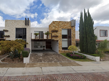 Casa, C. Lago Yalahan, Cumbres del Lago, Juriquilla, Queretaro.