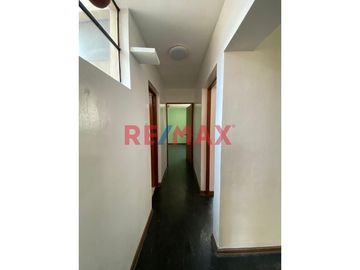 Se Alquila Departamento En Lince