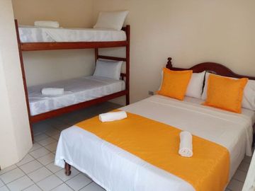 Venta de HOTEL  TITANIC ATLANTICO en Atacames