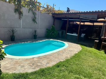 VENDE HERMOSA CASA EN TIERRA VIVA EN COPIAPÓ
