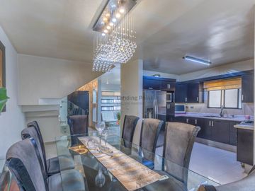 Casa en Venta Cumbres Santa Clara, con 4ta. Habitación en Planta Baja