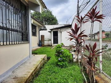 SE VENDE CASA Y/O ALQUILER  187,62 M2. DE CONSTRUCCIÓN LA INDEPENDENCIA - QUININDÉ – ESMERALDAS – ECUADOR
