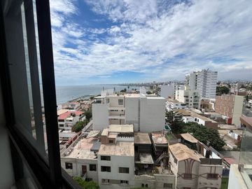 SE ALQUILA DEPARTAMENTO EN CHORRILLOS LÍMITE CON BARRANCO CON VISTA AL MAR