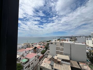 SE ALQUILA DEPARTAMENTO EN CHORRILLOS LÍMITE CON BARRANCO CON VISTA AL MAR