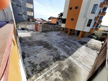 SE VENDE DE OPORTUNIDAD HERMOSO DEPARTAMENTO AMOBLADO 60 M2. DE CONSTRUCCIÓN  CASTELNOVO - ATACAMES - ESMERALDAS - ECUADOR