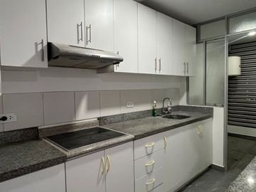Alquiler Departamento 3 Habitaciones. Incluye Cochera