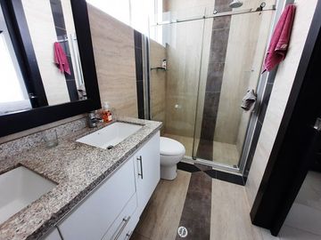 SE VENDE HERMOSOS DEPARTAMENTOS DE 128 M2. DE CONSTRUCCIÓN, SANTO DOMINGO - ECUADOR