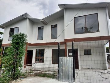 SE VENDE HERMOSAS CASAS POR ESTRENAR DE DOS PLANTAS DE 85 M2. DE CONSTRUCCIÓN QUININDE – ESMERALDAS – ECUADOR