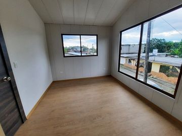 SE VENDE HERMOSAS CASAS POR ESTRENAR DE DOS PLANTAS DE 85 M2. DE CONSTRUCCIÓN QUININDE – ESMERALDAS – ECUADOR