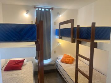 VENTA CASA DE PLAYA EN ASIA $370,000.00