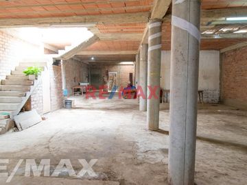 Casa De 180M2 Techo Alto, Asoc. Miraflores - Puente Piedra