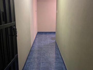 Venta Local Comercial + Departamentos en Edificio de 4 Pisos