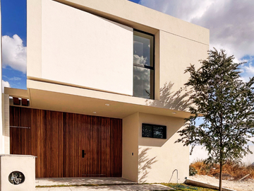 Casa en venta cerca de la Universidad Anáhuac